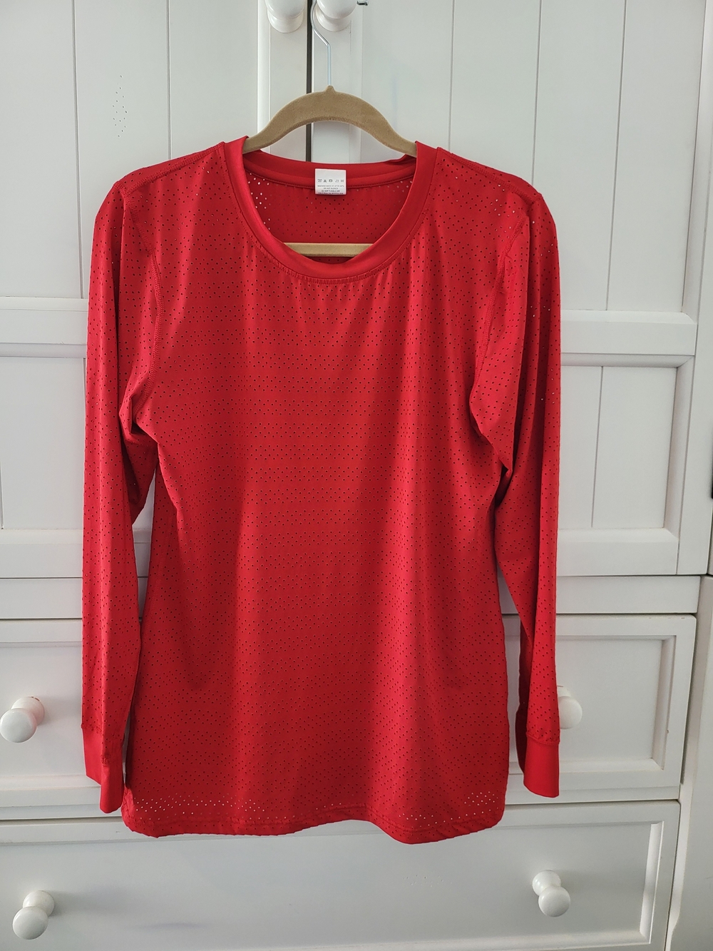 ZYIA Red Long Sleeve Perforated Crew Top, L